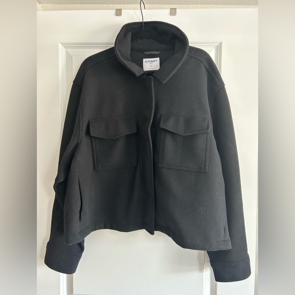 Old Navy Cropped Shacket